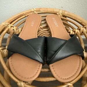 Fitory Women's Black Sandals